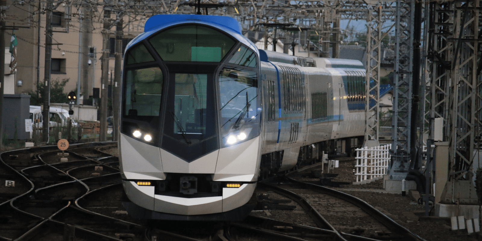 Shimakaze Luxury Sightseeing Train in Osaka and Ise Shima, Japan
