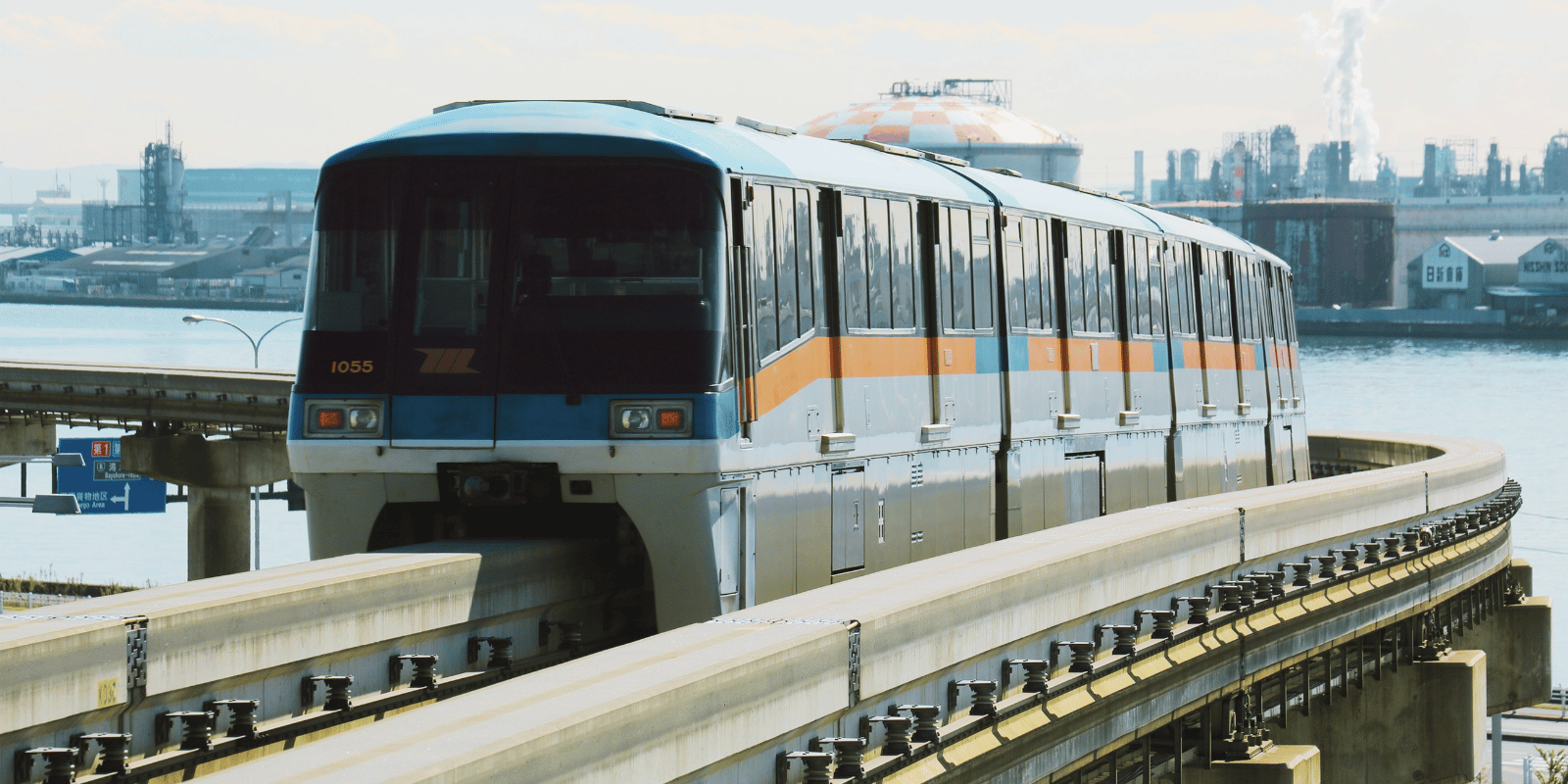 tokyo monorail from haneda airport in Tokyo